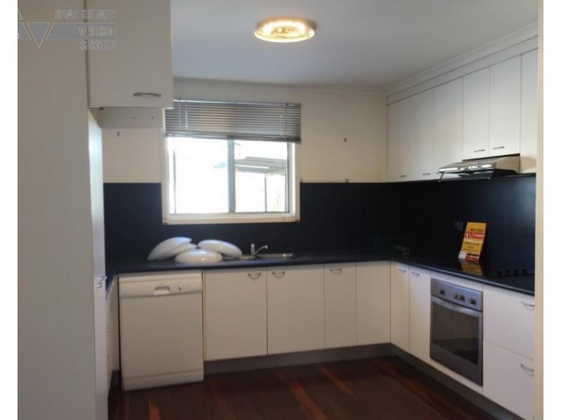 19 Fig Street, Blackwater QLD 4717