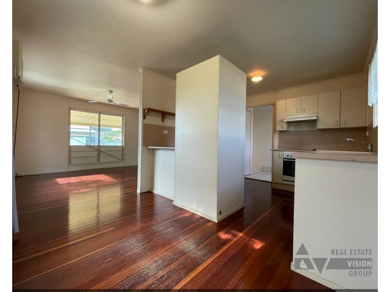 9 Bean Street, Blackwater QLD 4717