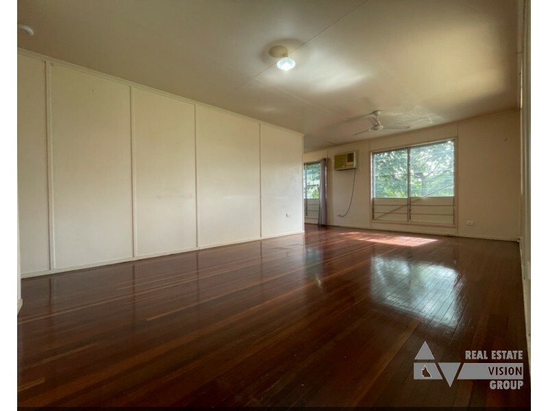 9 Bean Street, Blackwater QLD 4717