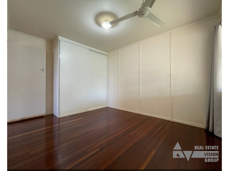 9 Bean Street, Blackwater QLD 4717