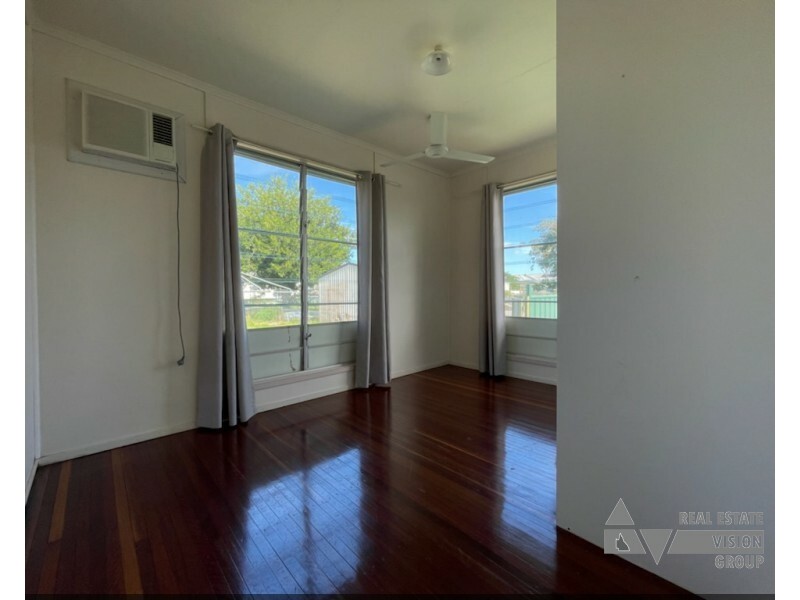 9 Bean Street, Blackwater QLD 4717