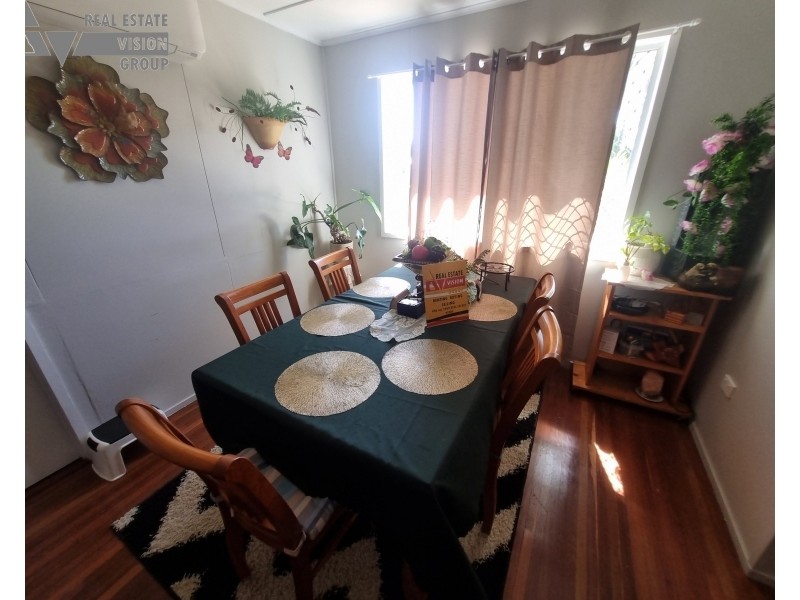 1 Palm Street, Blackwater QLD 4717