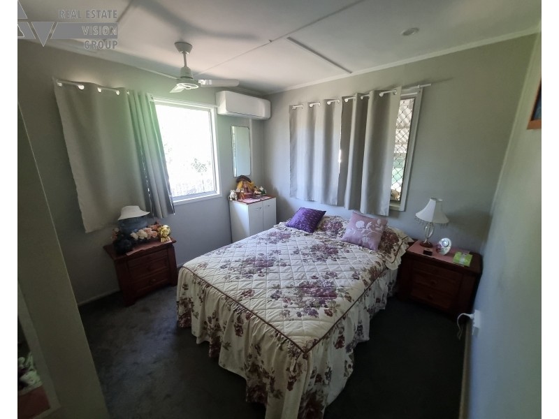 1 Palm Street, Blackwater QLD 4717