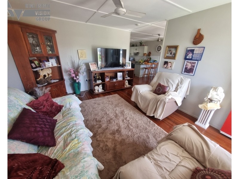 1 Palm Street, Blackwater QLD 4717