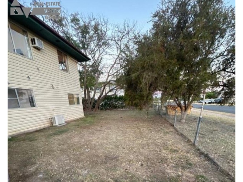 3 Campbell Street, Emerald QLD 4720