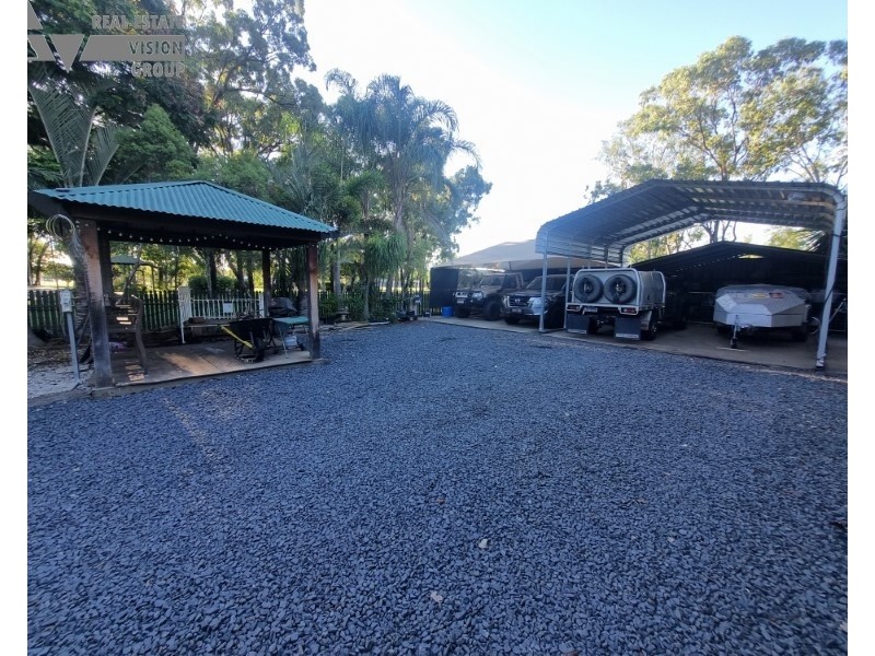 82 Main Street, Bluff QLD 4702