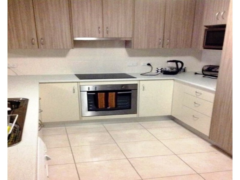 10 Main Street, Bluff QLD 4702