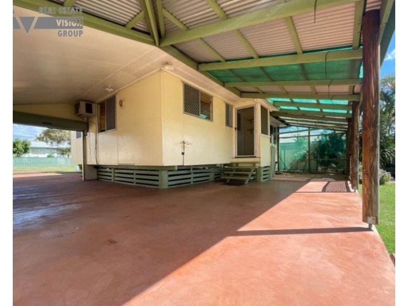 14 Gidyea Street, Blackwater QLD 4717