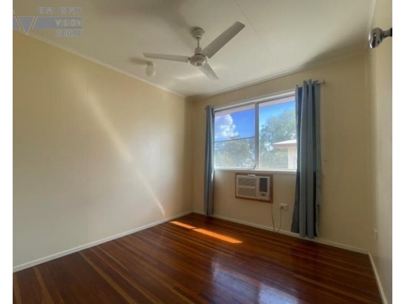 14 Gidyea Street, Blackwater QLD 4717