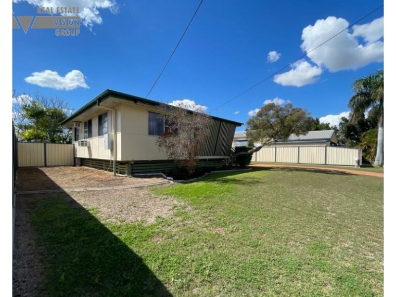 14 Gidyea Street, Blackwater QLD 4717