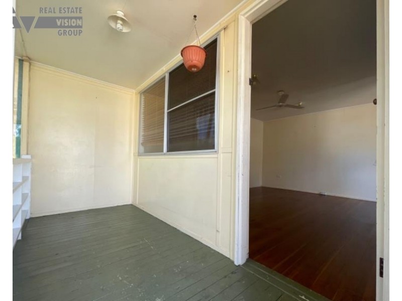 14 Gidyea Street, Blackwater QLD 4717