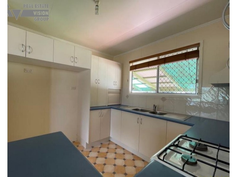 14 Gidyea Street, Blackwater QLD 4717