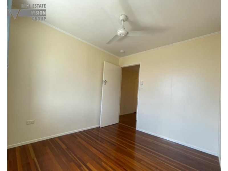 14 Gidyea Street, Blackwater QLD 4717