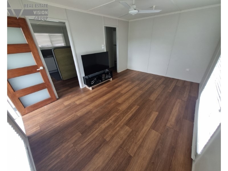 6 Long Street, Blackwater QLD 4717