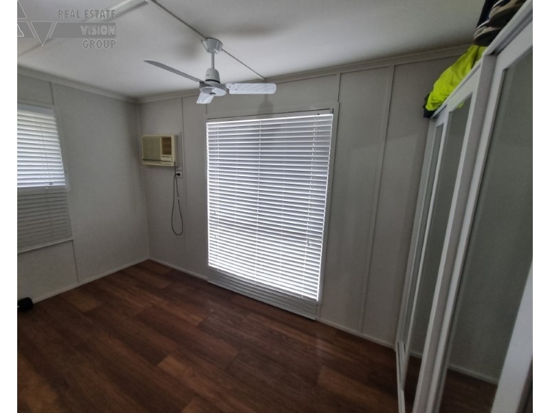 6 Long Street, Blackwater QLD 4717