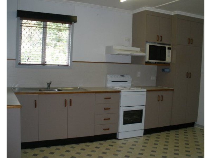 22 Seeman Street, Blackwater QLD 4717