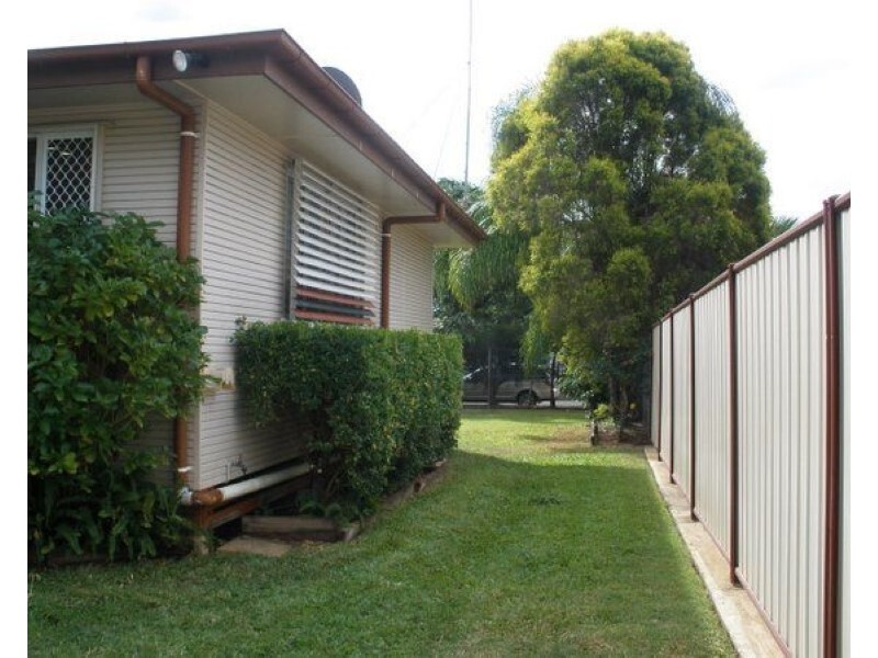 22 Seeman Street, Blackwater QLD 4717