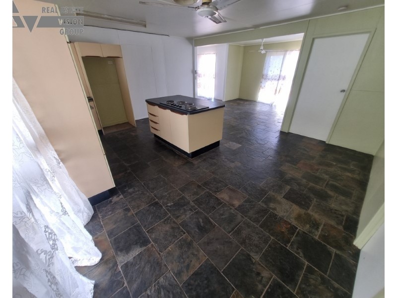 13 Littlefield Street, Blackwater QLD 4717