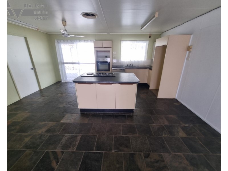 13 Littlefield Street, Blackwater QLD 4717