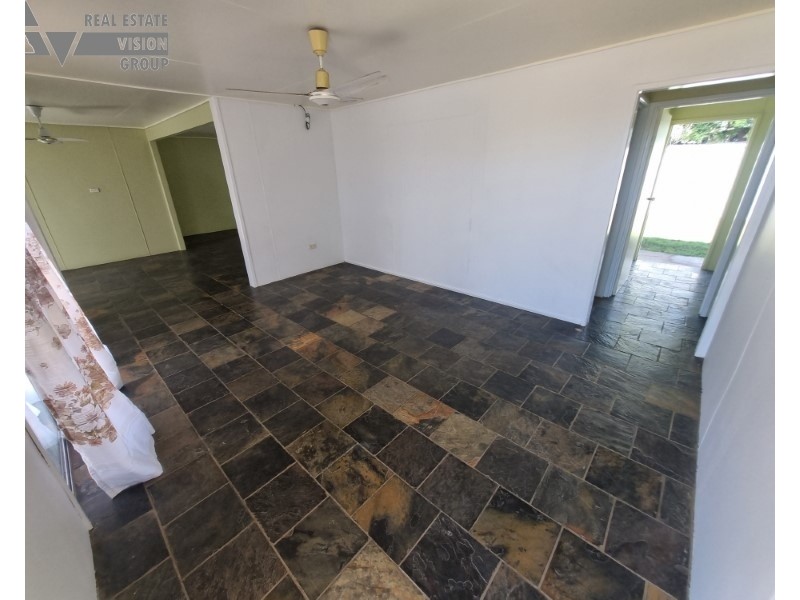 13 Littlefield Street, Blackwater QLD 4717