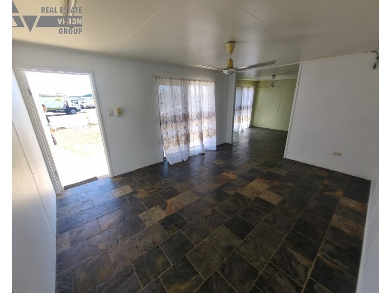 13 Littlefield Street, Blackwater QLD 4717