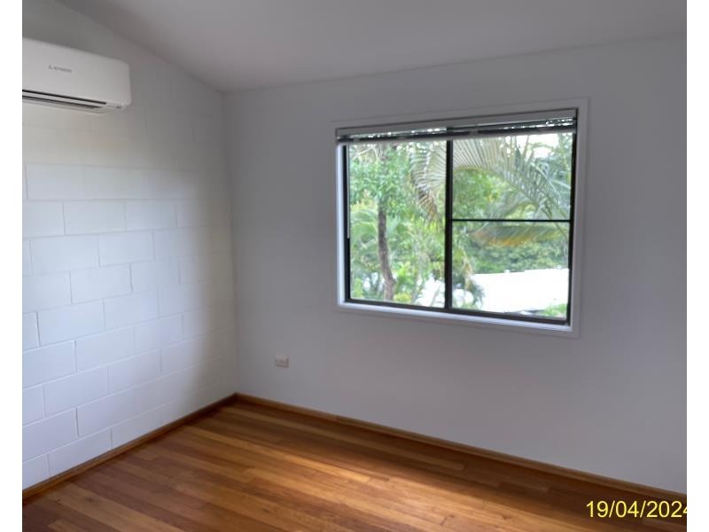 Unit 1/4 Border Drive, Cannonvale QLD 4802