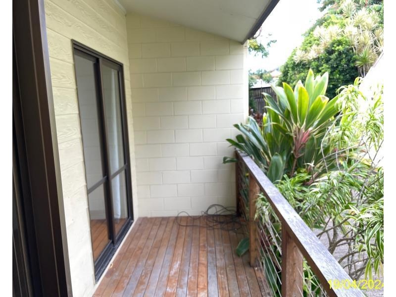 Unit 1/4 Border Drive, Cannonvale QLD 4802