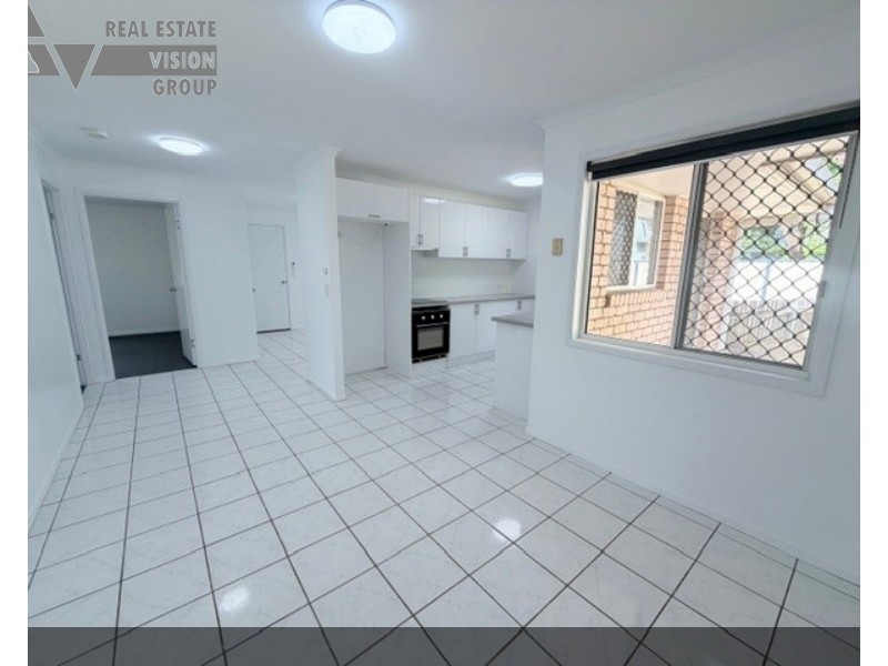 18 Colleen Avenue St, Emerald QLD 4720