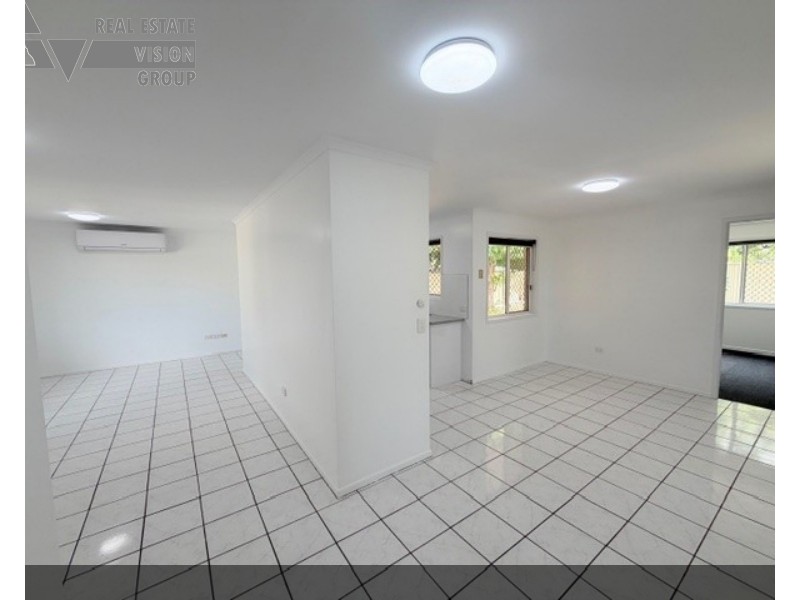 18 Colleen Avenue St, Emerald QLD 4720
