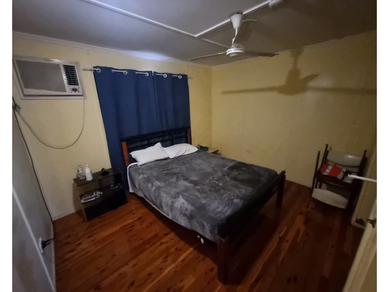 38 Wey St, Blackwater QLD 4717