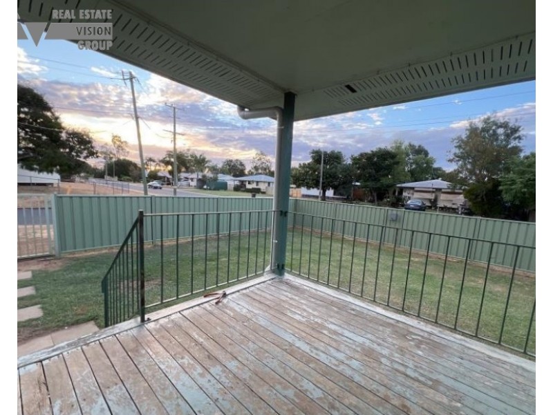 55 Wattle Street, Blackwater QLD 4717