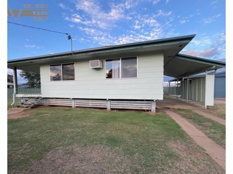 55 Wattle Street, Blackwater QLD 4717