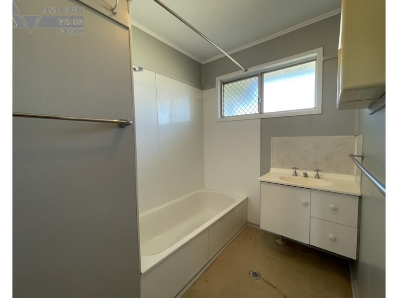 55 Wattle Street, Blackwater QLD 4717