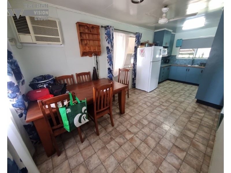 28 Bottletree Avenue, Blackwater QLD 4717