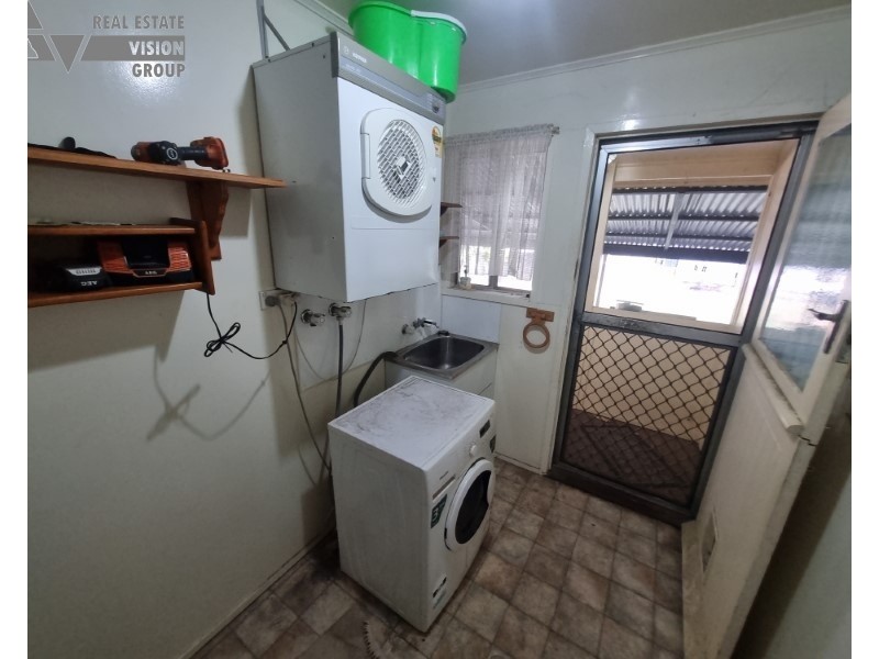 28 Bottletree Avenue, Blackwater QLD 4717