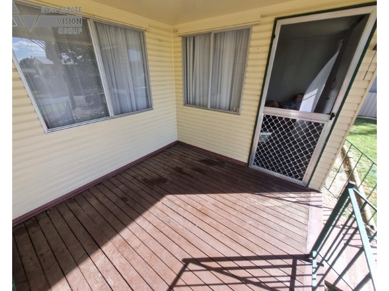 28 Bottletree Avenue, Blackwater QLD 4717