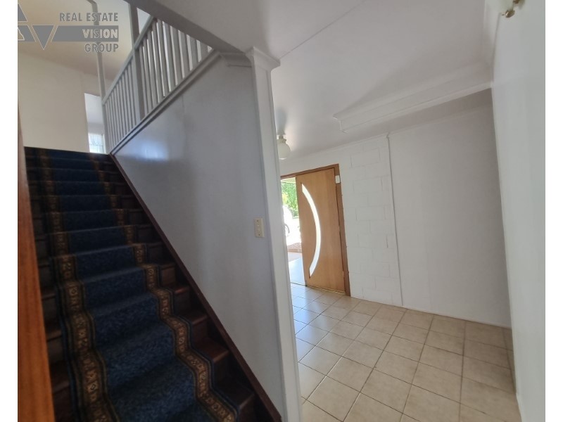 42 Rufus St, Blackwater QLD 4717