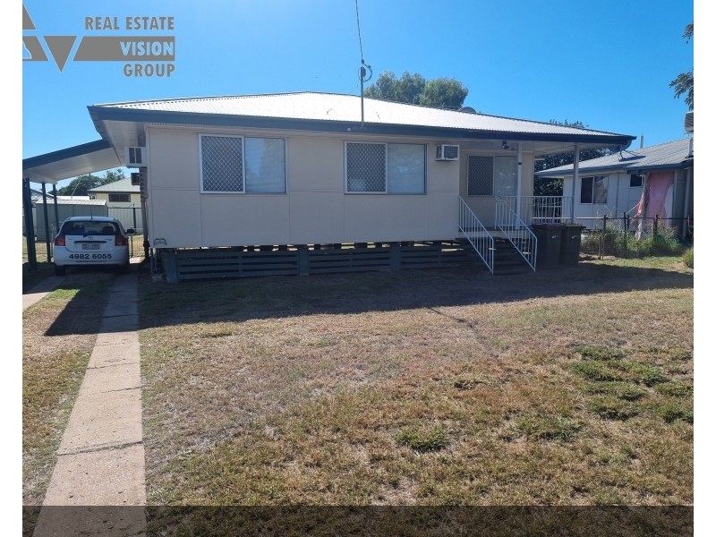12 Oliffe St, Blackwater QLD 4717