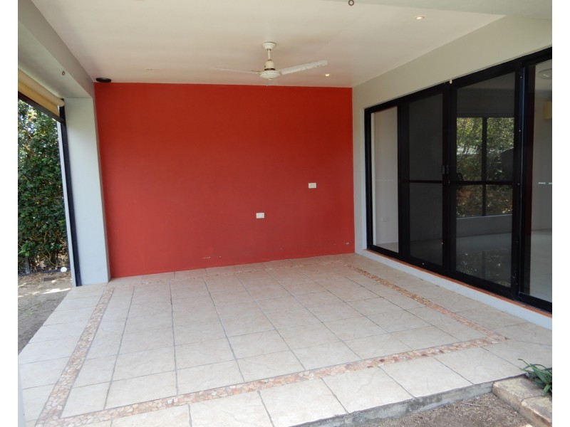 47 Country Road, Cannonvale QLD 4802