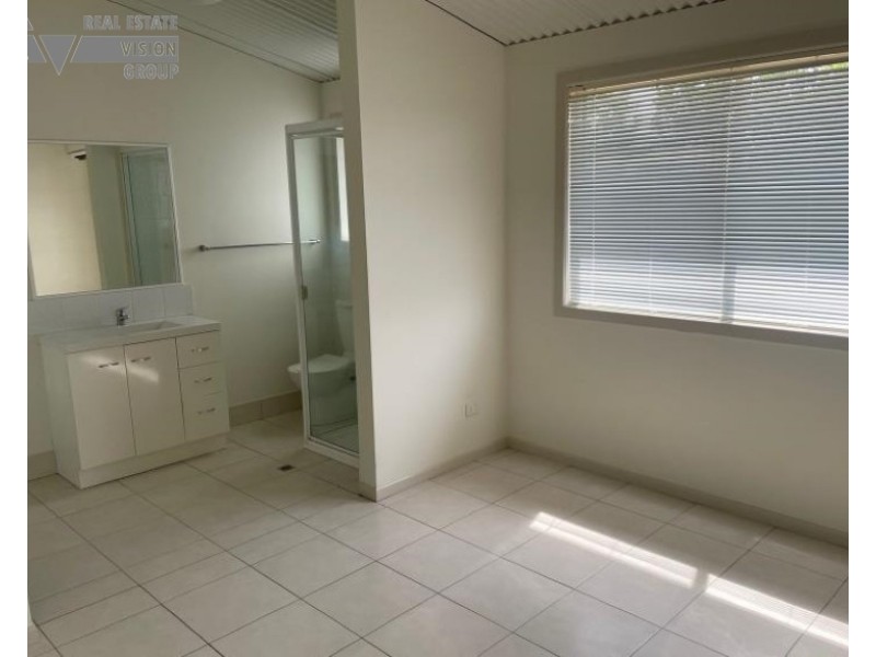 1 Cherry Street, Blackwater QLD 4717