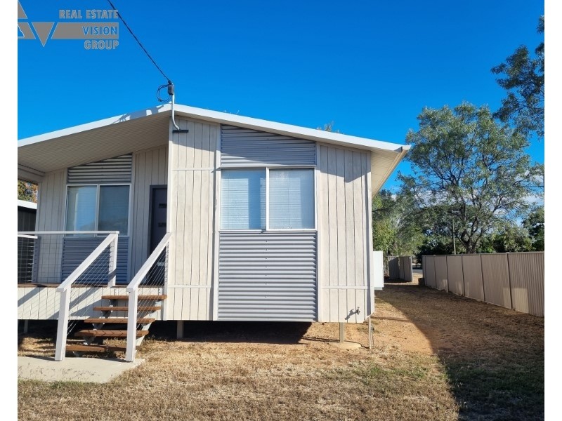 1 Cherry Street, Blackwater QLD 4717