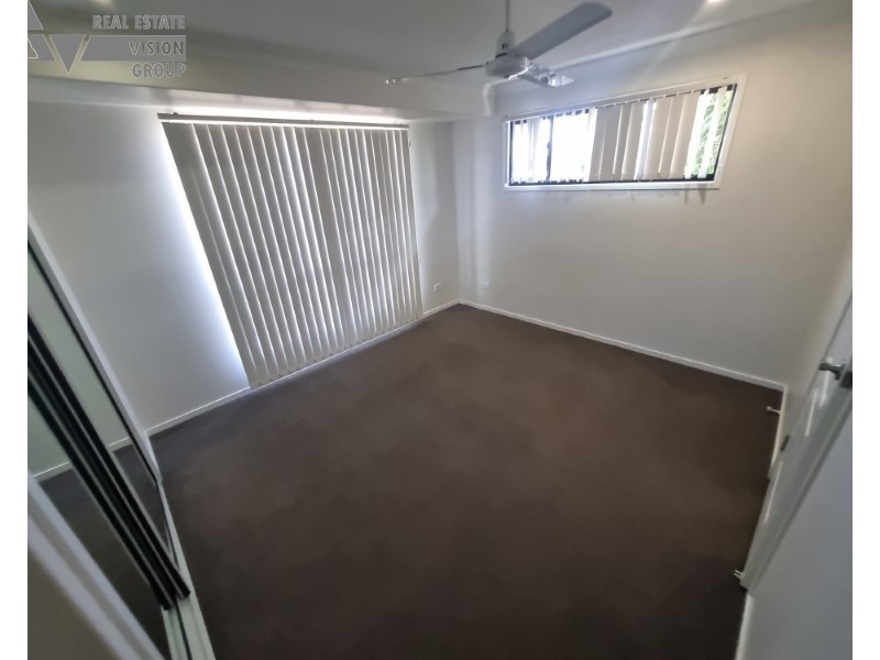 Unit 1/5 Deacon Drive, Blackwater QLD 4717