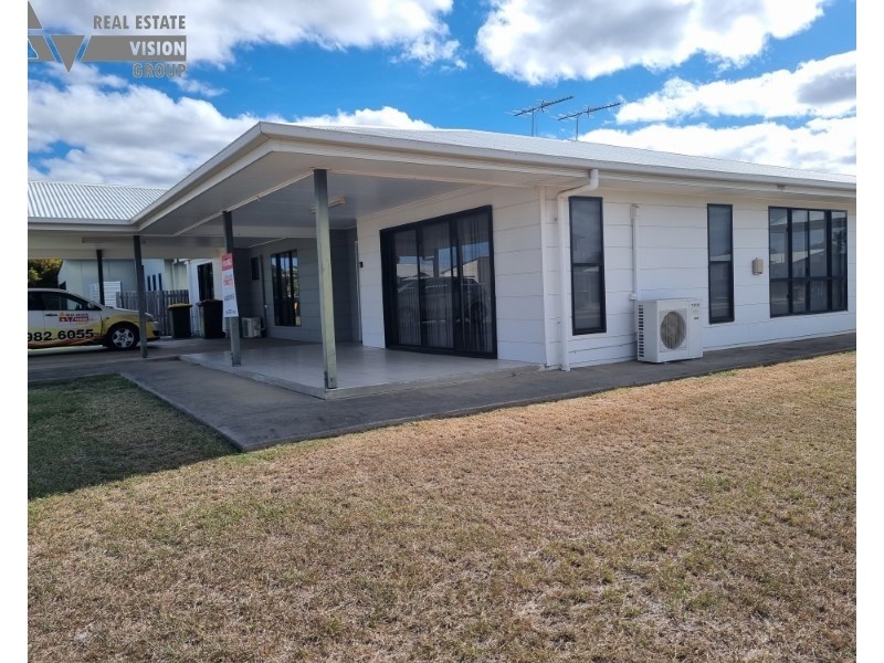 Unit 1/5 Deacon Drive, Blackwater QLD 4717