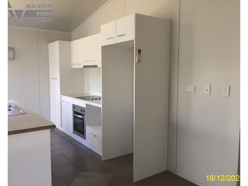 28 Summer Red Court, Blackwater QLD 4717