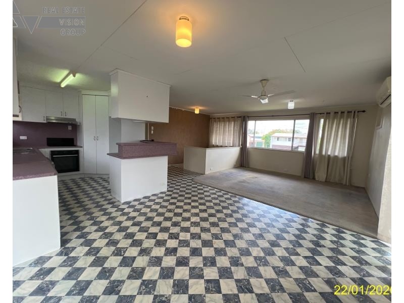 63 Stower Street, Blackwater QLD 4717