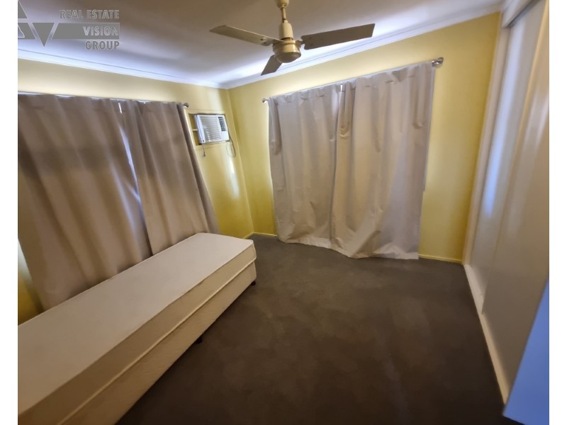 9 Gum St, Blackwater QLD 4717