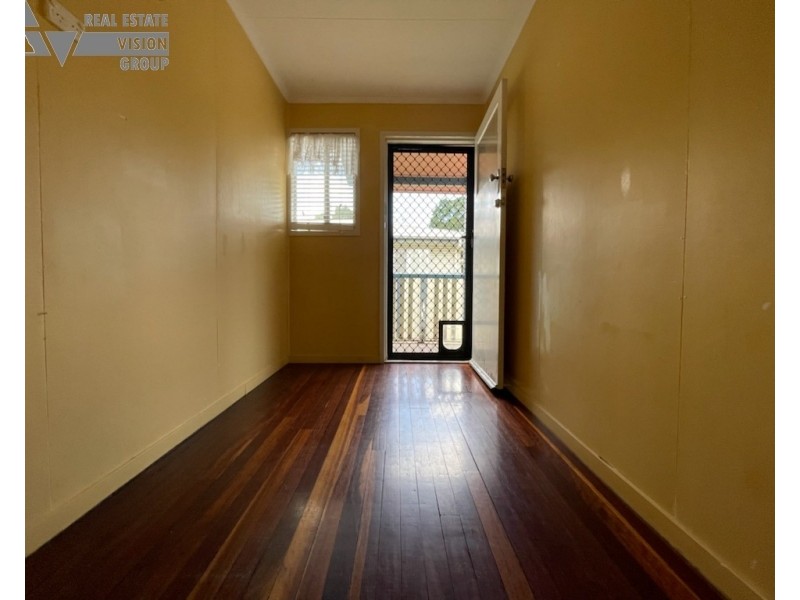 9 Gum St, Blackwater QLD 4717