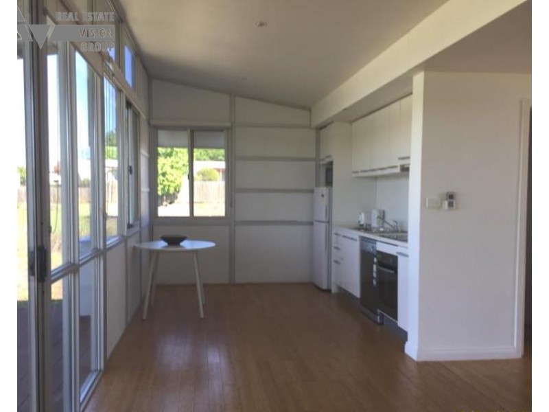 Unit 4/51 Bremner St, Blackwater QLD 4717