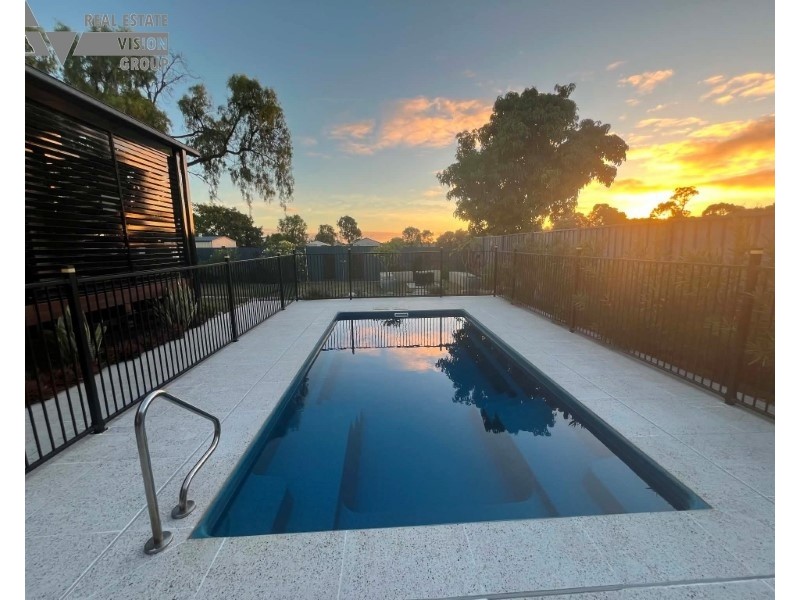 6 Cherry St, Blackwater QLD 4717