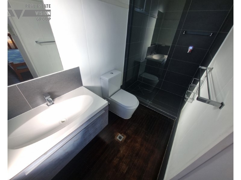 18 Wey St, Blackwater QLD 4717